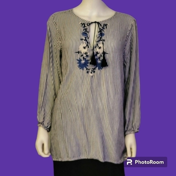 3/$30 VTG OLD NAVY Striped Peasant Tie Neck Tassel Poet Long Sleeve Tunic - Picture 1 of 7